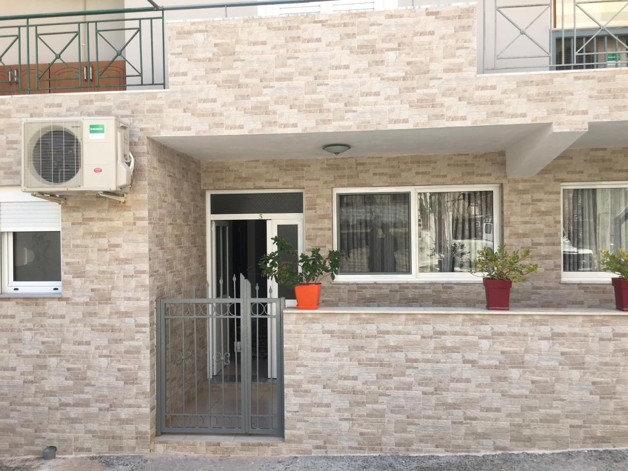 Guesthouse Flamurクサミル エクステリア 写真